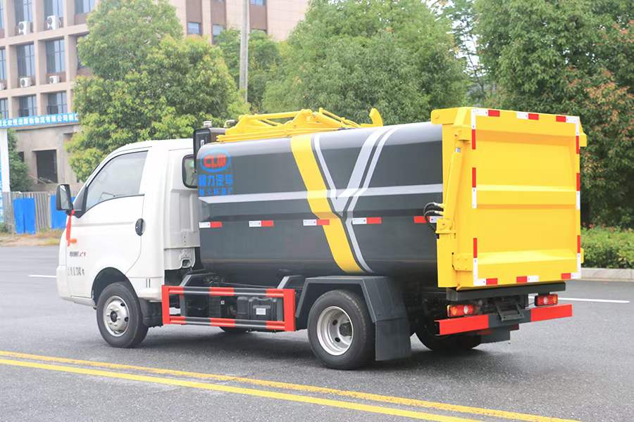 凯马国六汽油挂桶垃圾车实拍图片