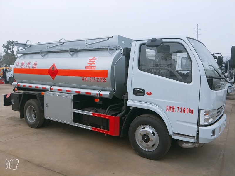 油罐车5.15方现车全国包上户挂靠，油罐车全国包上户可送车