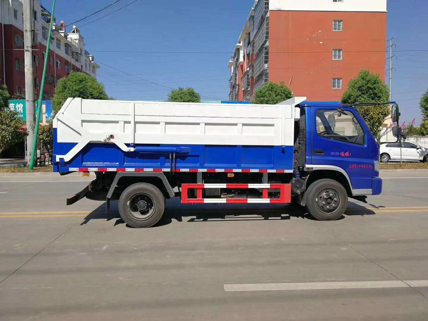 时风对接垃圾车，可对接城市垃圾车压缩站